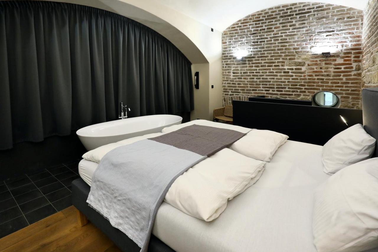 American Loft In The Heart Of Prague Exterior photo